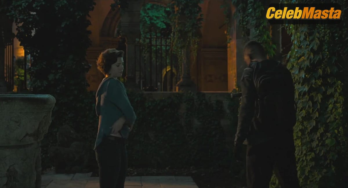 Mary Elizabeth Winstead Flaunts Underwear Scene in Gemini Man