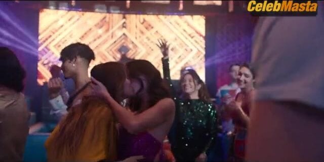 Kaley Cuoco and Priscilla Quintana Lesbian Sex Scene in Based On A True Story