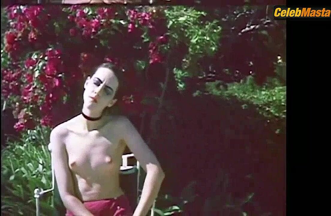 Jena Malone's Tits, Underwear Scene in The Painted Lady