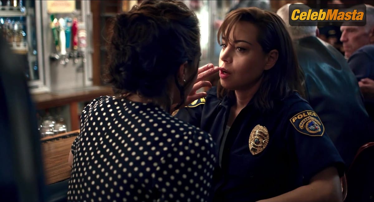 Aubrey Plaza and Margaret Qualley Show Boobs, Lesbian Scene in Honey Don't!