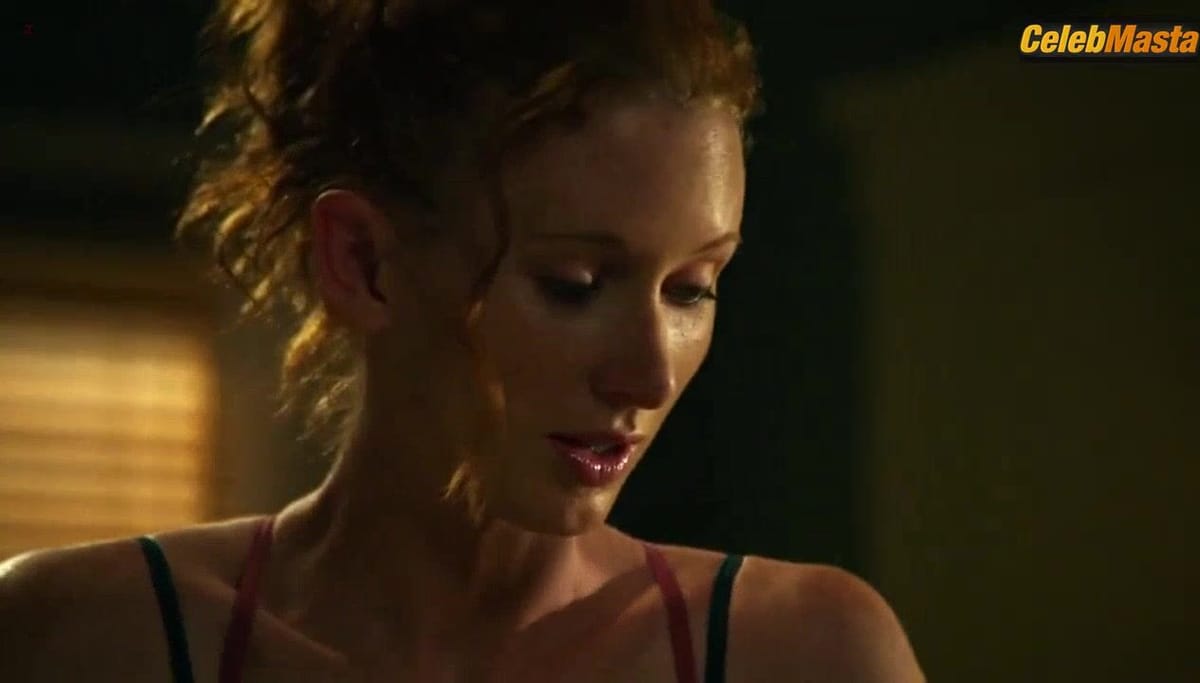 Jill Evyn Bares Lesbian and Booty Scene in Chemistry