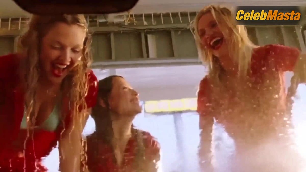Eliza Dushku, Clare Kramer, Denise Richards and Alyson Hannigan Reveal Boobs Scene in Omg Wet Boobs!