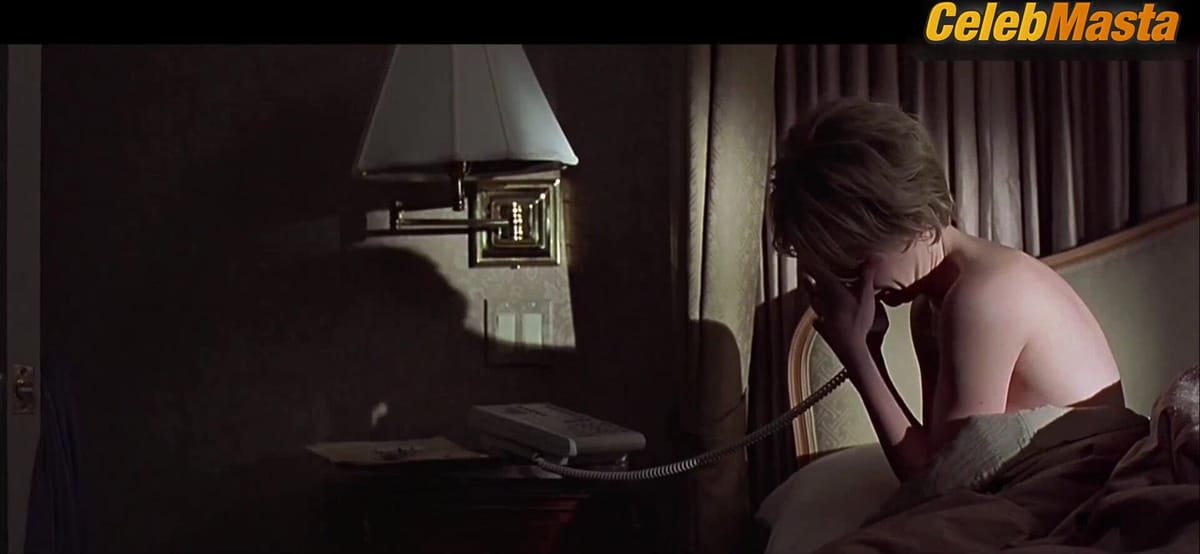 Anne Heche's Boobs Scene in Return To Paradise