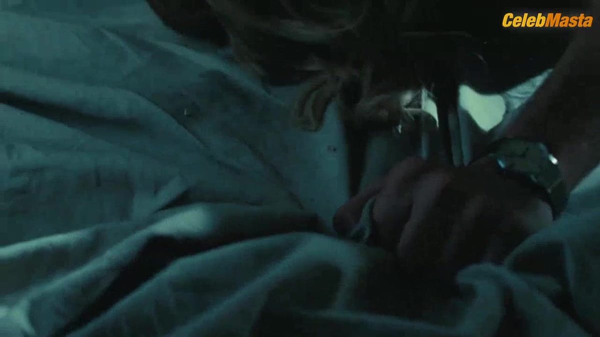 Kirsten Dunst Bares Tits Scene in All Good Things