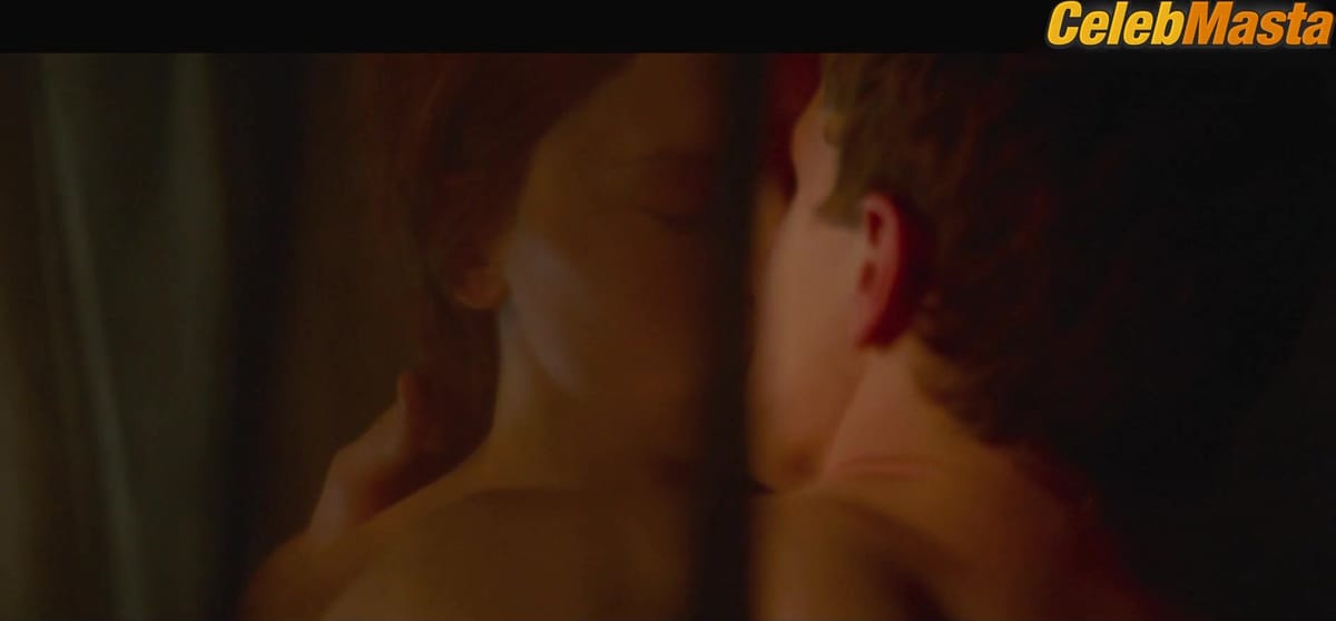 Daisy Ridley Sex Scene from Ophelia
