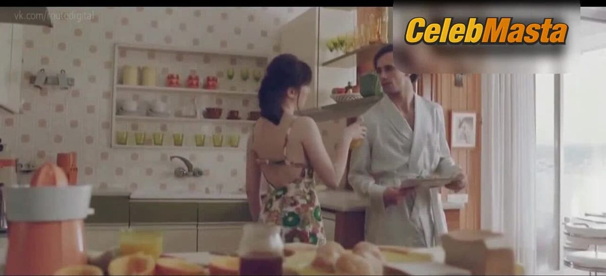 Diana Gomez Bares Tits Scene in El Dia De Manana