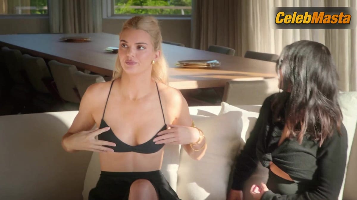 Kim Kardashian West, Khloe Kardashian, Kourtney Kardashian and Kendall Jenner's Swimsuit Scene in The Kardashians