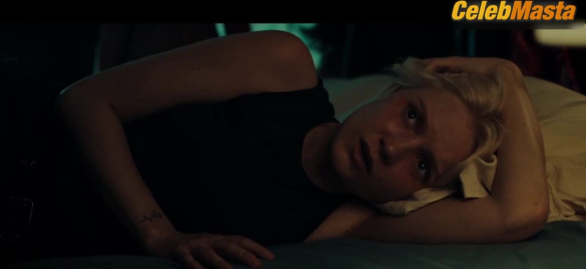 Hadley Robinson Tits, Underwear Scene in Appendage