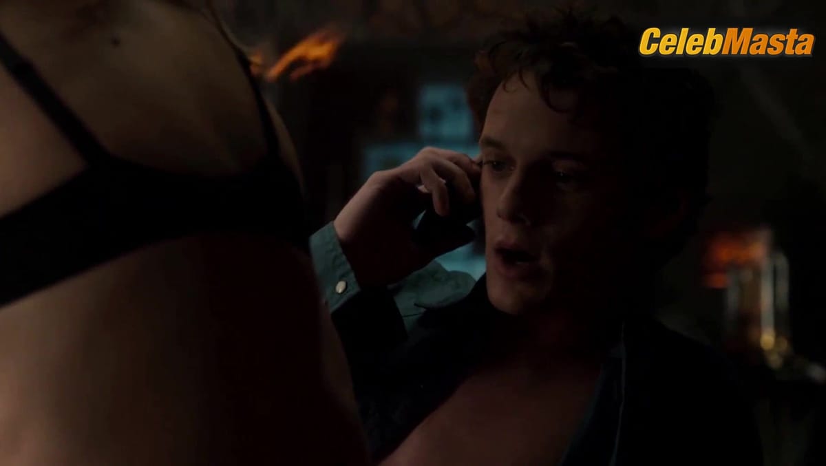 Imogen Poots Ass, Tits Scene from Fright Night