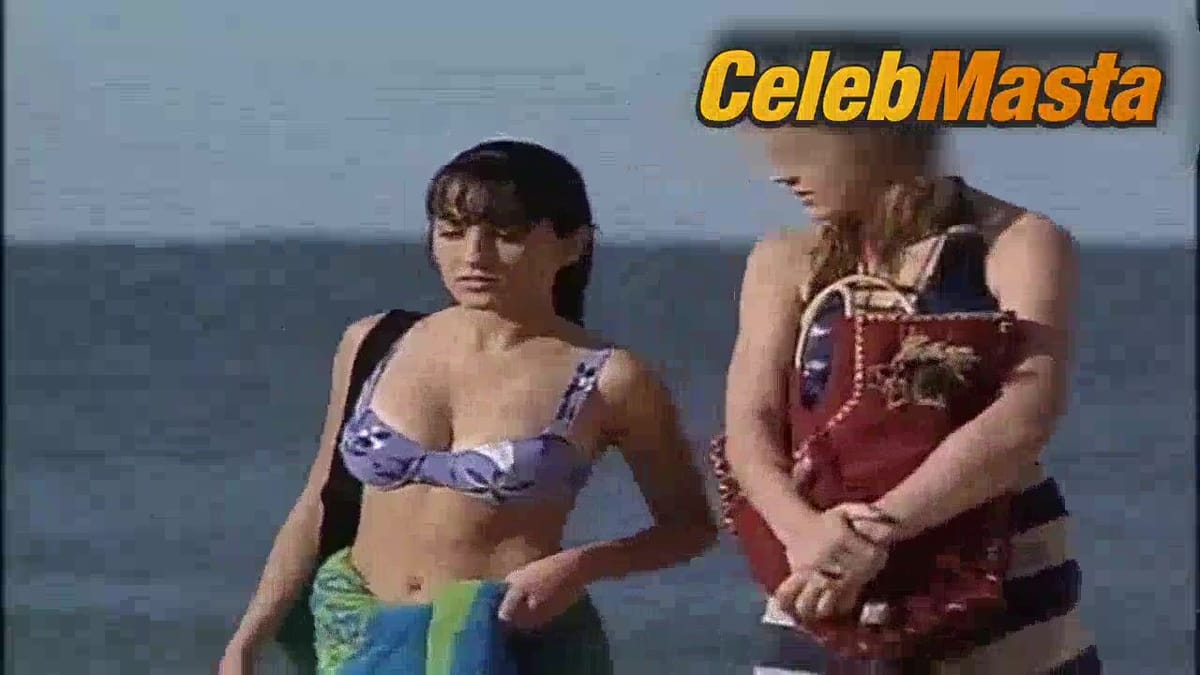 Melissa George Tits, Swimsuit Scene in Home And Away
