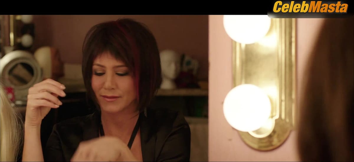 Jennifer Aniston and Laura-Leigh Underwear Scene from We're The Millers