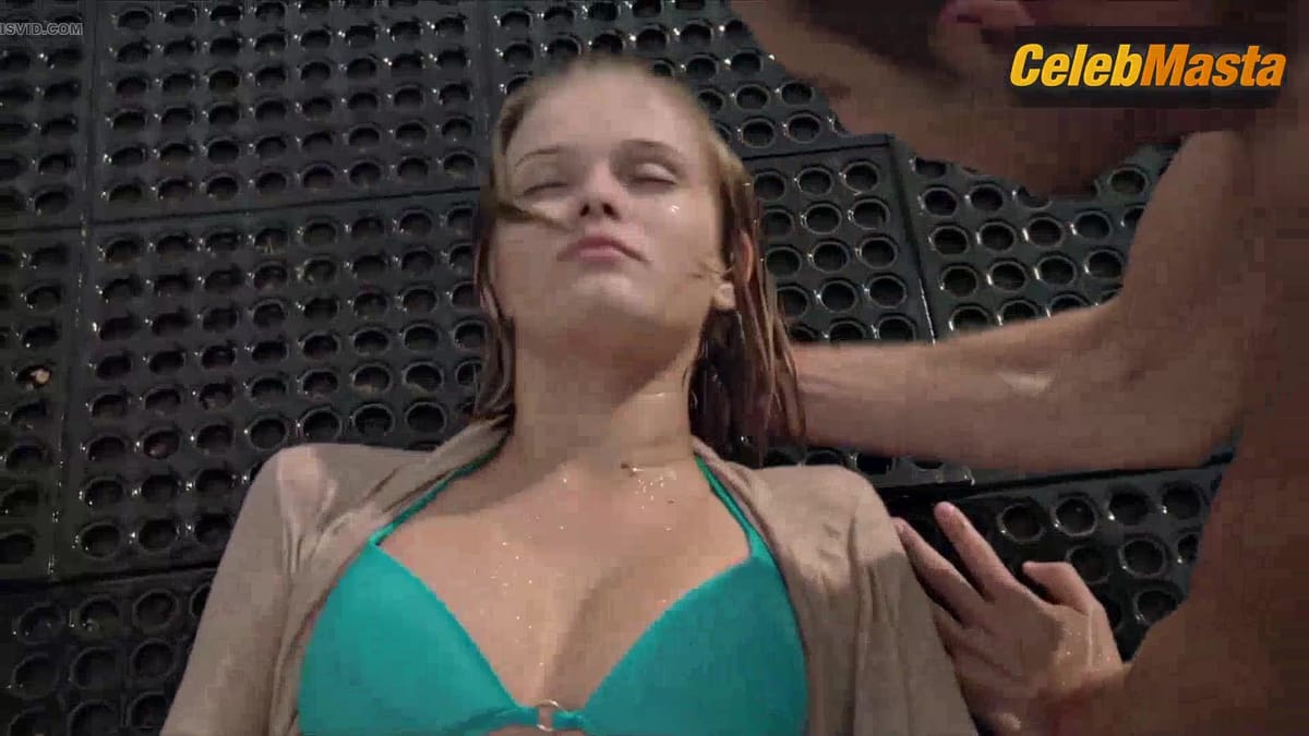 Sara Paxton Flaunts Swimsuit Scene in Shark Night 3d