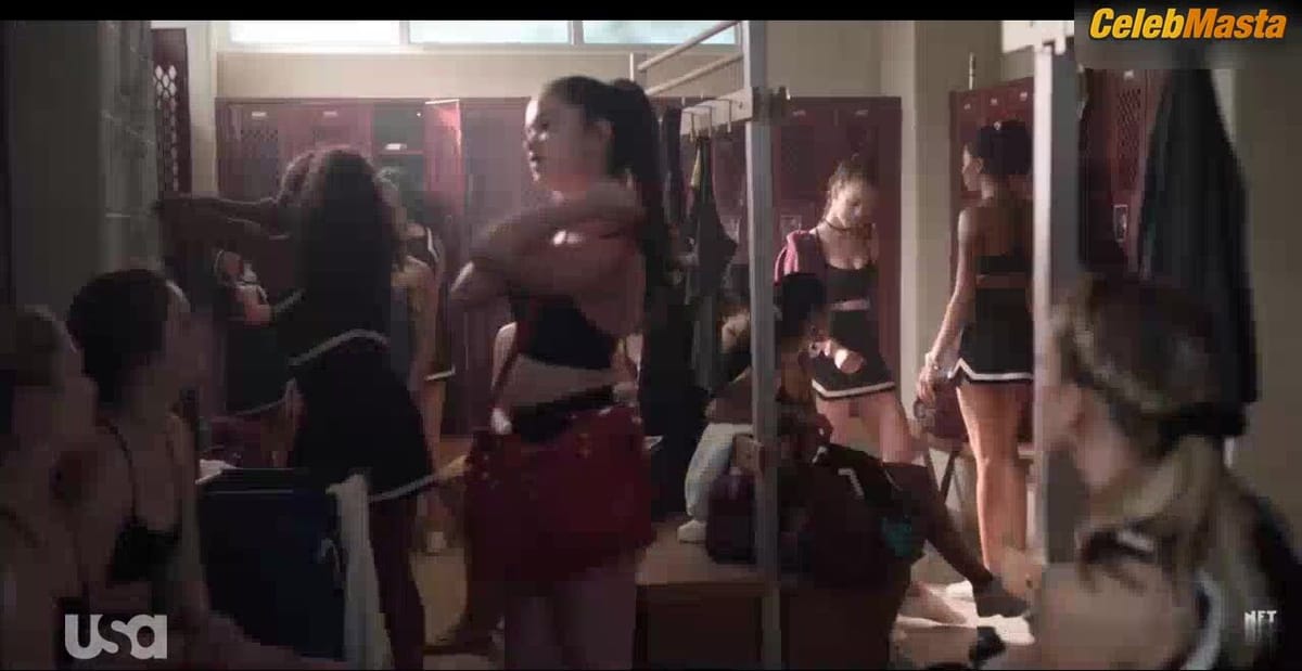 Willa Fitzgerald Shows Boobs in Bikini Scene, Dare Me