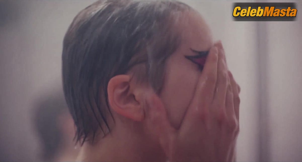 Amalia Holm, Nora Cornelia Bjordal Foss and Thea Sofie Loch Naess's Hot Scene in Delete Me