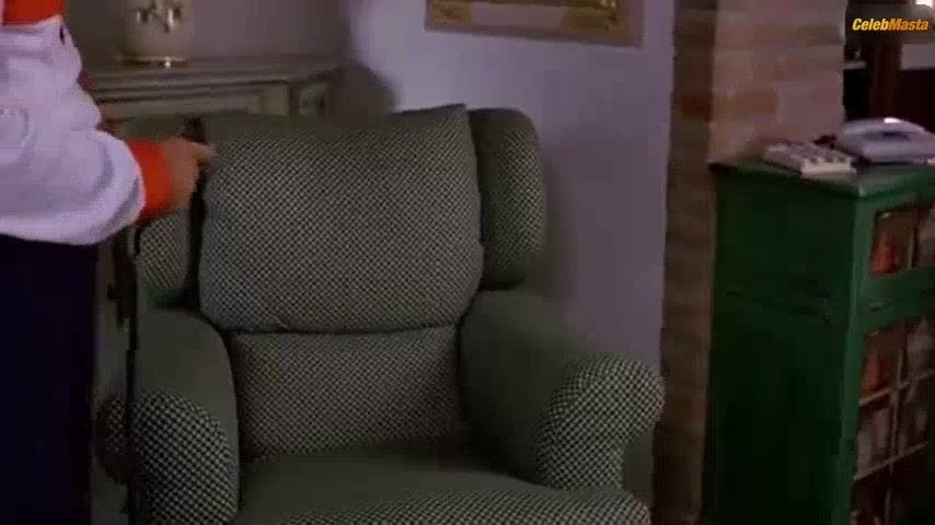 Manuela Arcuri Sex Scene from Bagnomaria