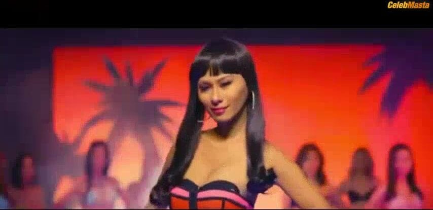 Lovi Poe Booty, Breasts Scene in Woke Up Like This