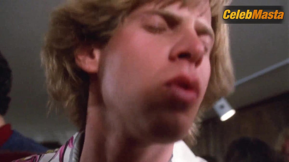 Shannon Tweed's Tits, Ass Scene from Hot Dog...the Movie