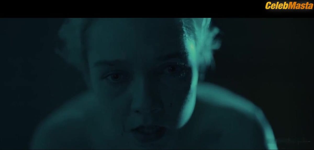 Julia Sarah Stone's Ass Scene from Come True