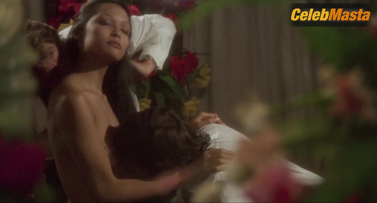 Ely Galleani, Laura Gemser and Koike Mahoco Show Boobs, Butt Scene in Emanuelle In Bangkok