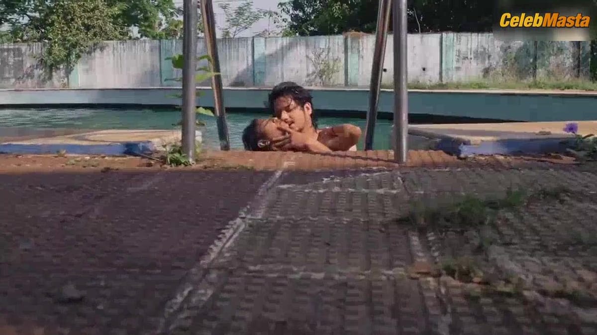 Peehu Kanojia Tits and Swimsuit Scene in Manchali