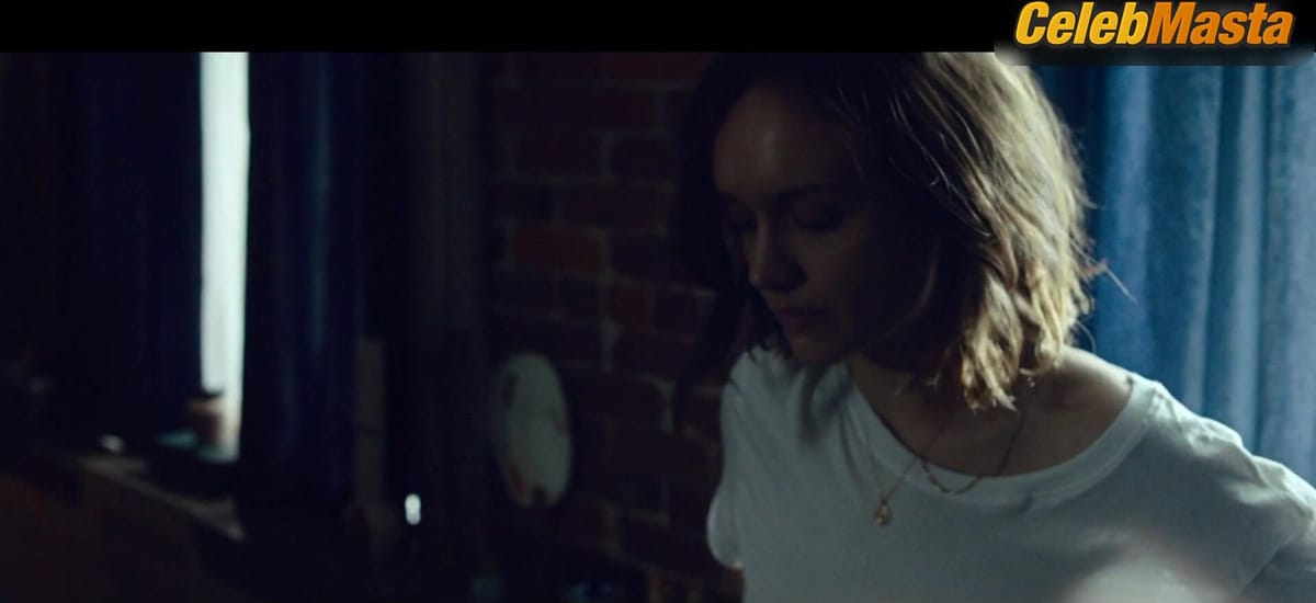 Olivia Cooke's Sex Scene from Little Fish