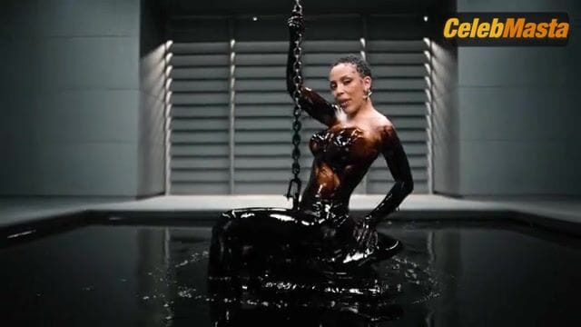 Doja Cat Flaunts Thong and Underwear Scene in Lose My Mind