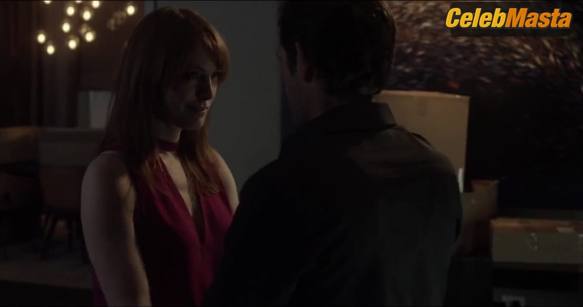 Alicia Witt Shows Her Boobs in a Scene in Flat Chested