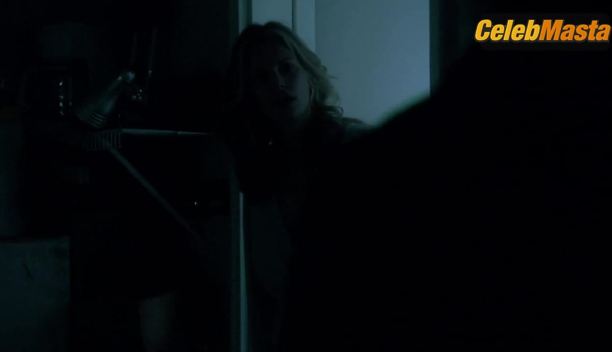 Natasha Henstridge's Sex Scene from Would Be Kings