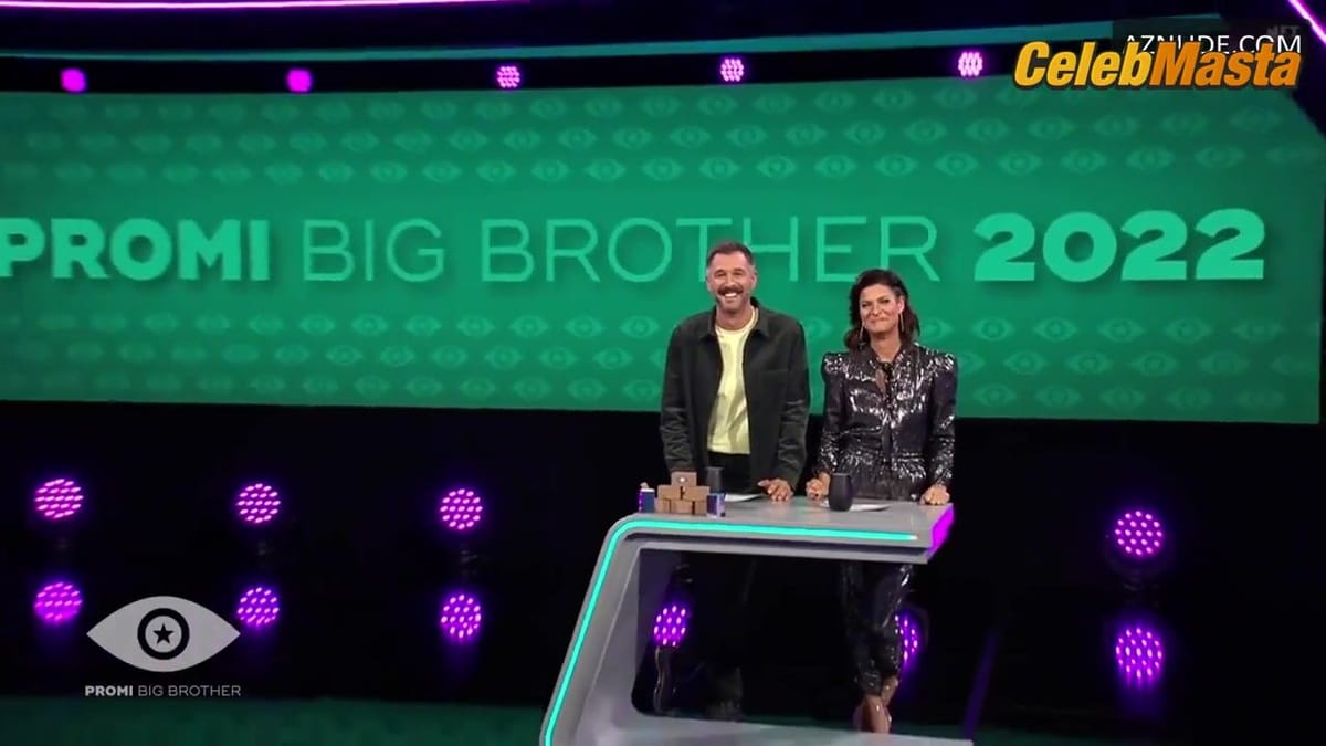 Micaela Schafer's Booty and Tits Scene in Promi Big Brother