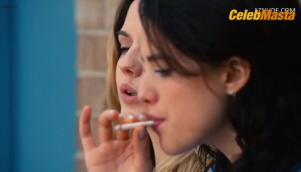 Margaret Qualley Booty, Tits Scene from The Leftovers
