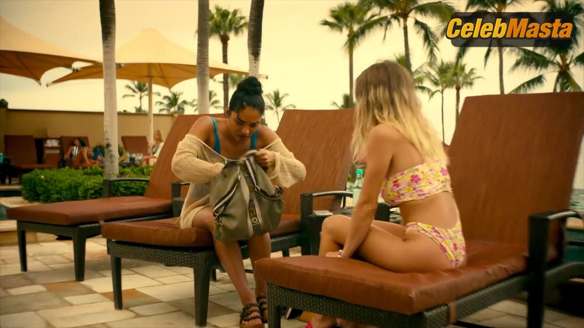 Sydney Sweeney Swimsuit Scene from The White Lotus