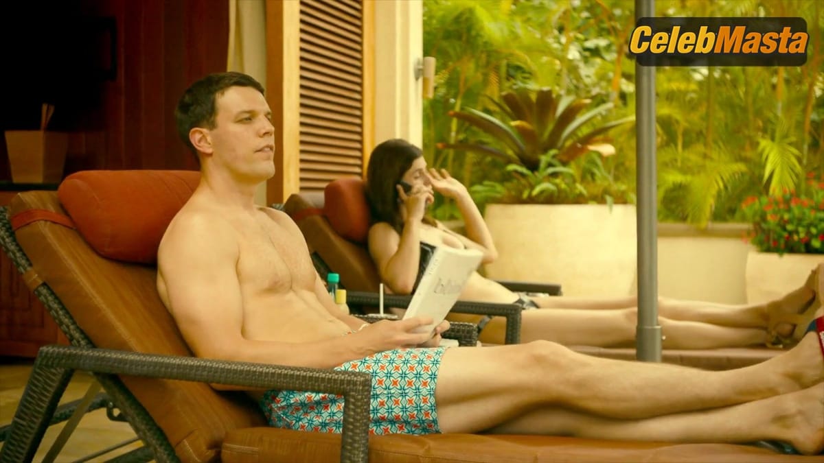 Alexandra Daddario, Brittany O'Grady and Sydney Sweeney Swimsuit Scene from The White Lotus