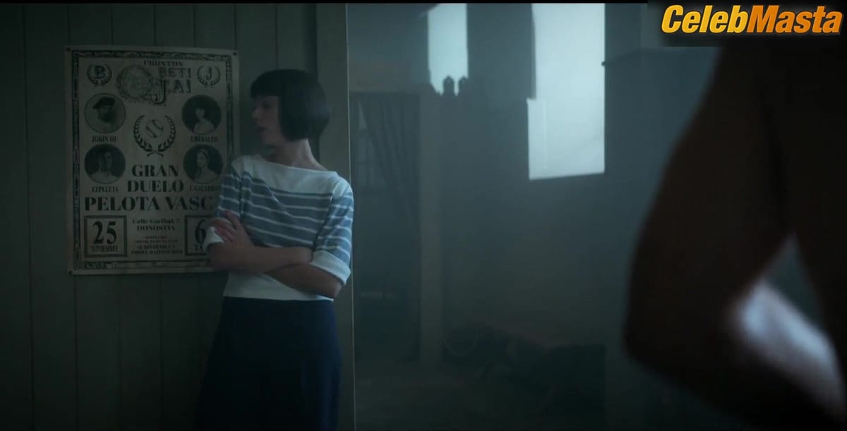 Claudia Salas Flaunts Boobs in Las Pelotaris 1926 Scene