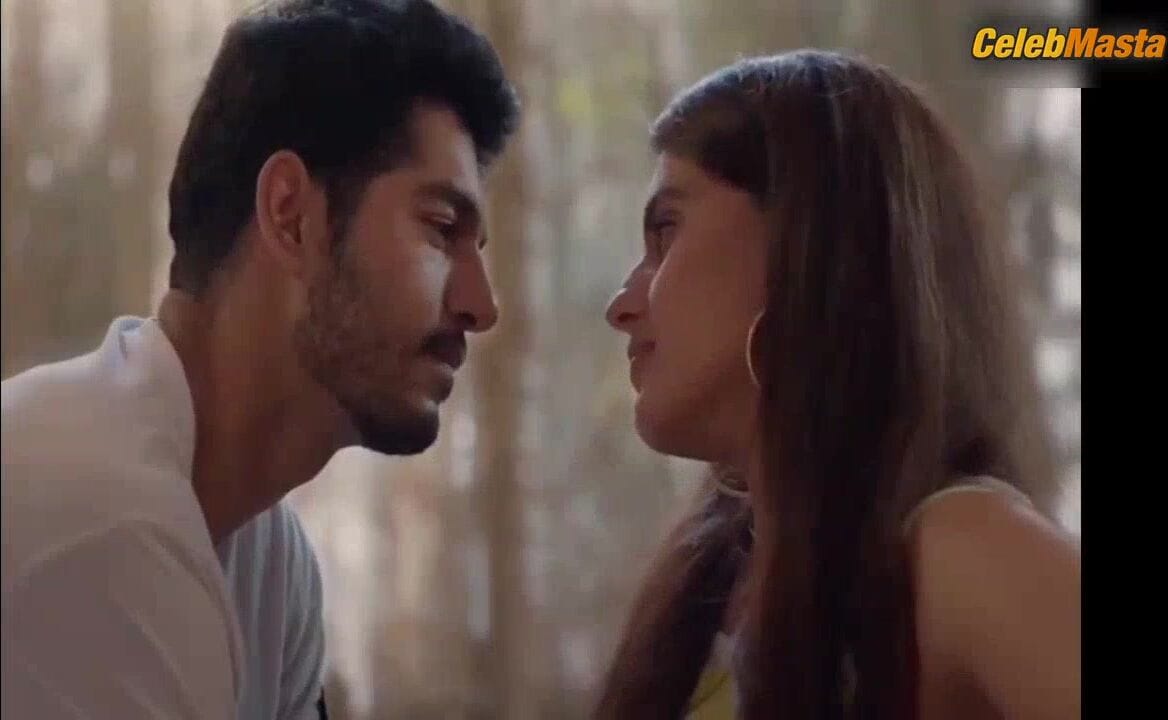 Arushi Handa's Sex Scene from Roohaniyat
