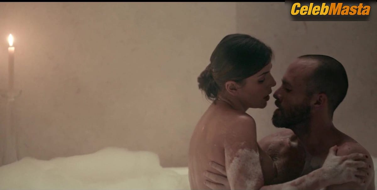 Maria Fernanda Yepes' Boobs Scene in Dark Desire