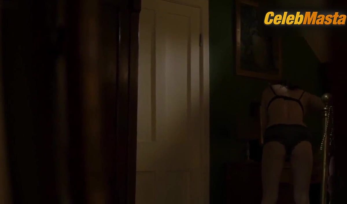 Katharine Isabelle's Ass, Tits Scene in The Green Sea