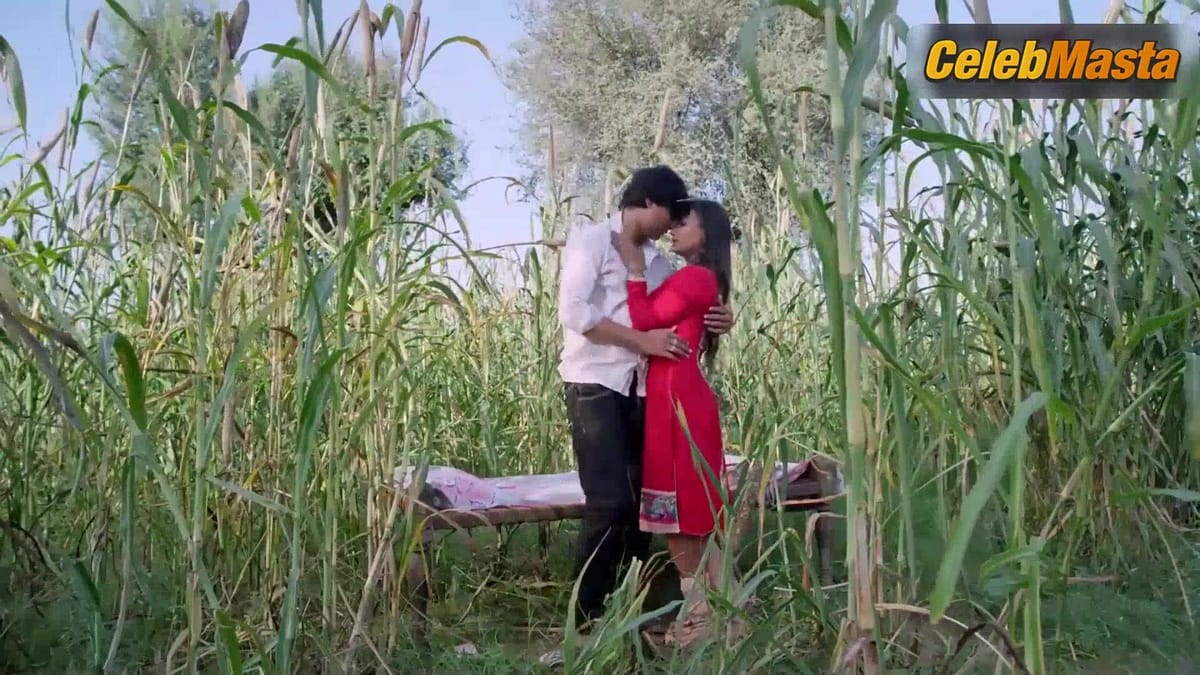 Jullie Borra Bares Sex Scene in Rangeen Tailor