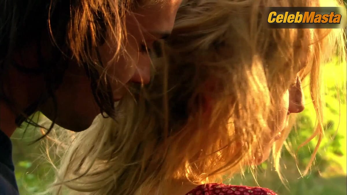 Ludivine Sagnier, Nicole Garcia and Anne Le Ny Tits Scene from La Petite Lili