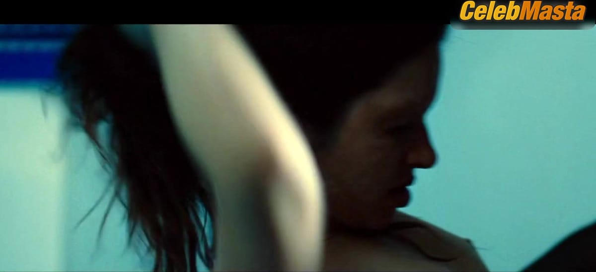 Daphne Patakia Flaunts Butt and Tits Scene in The Five Devils