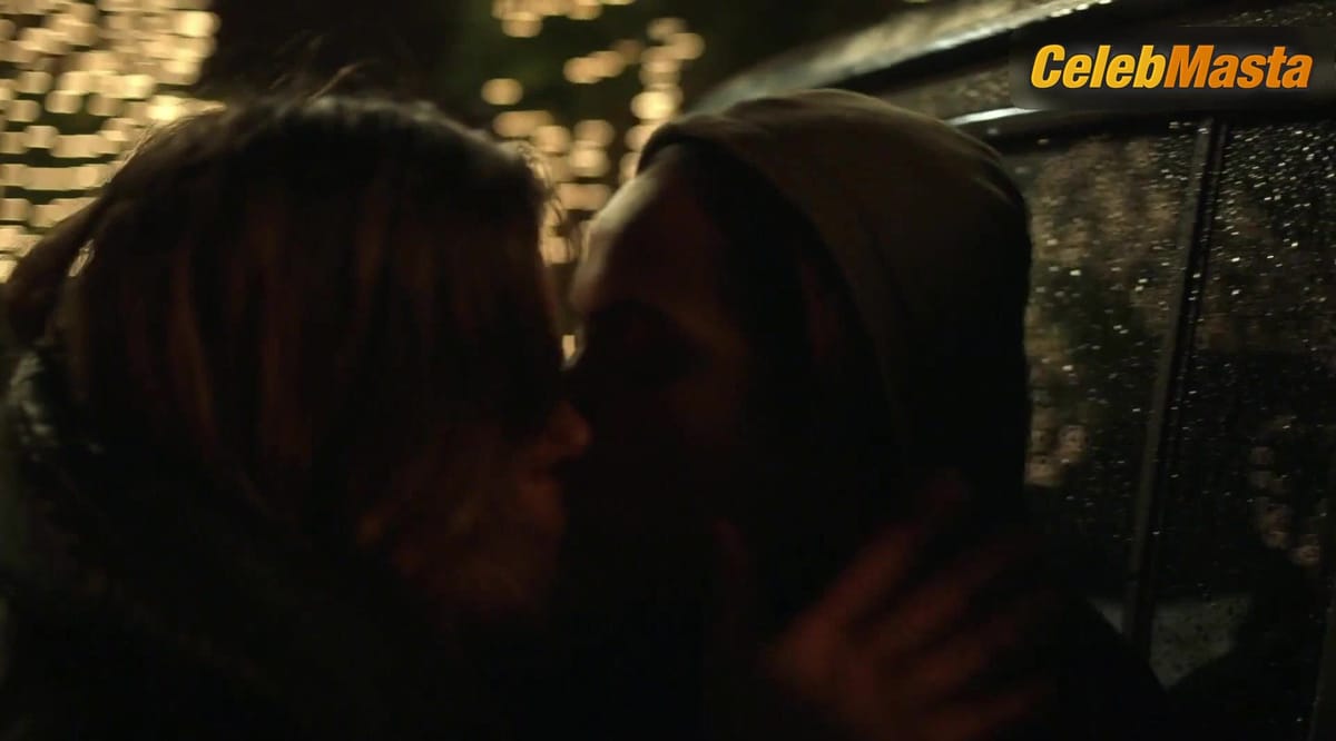 Monica Raymund and Tonya Glanz Get Lesbian in Hightown Scene