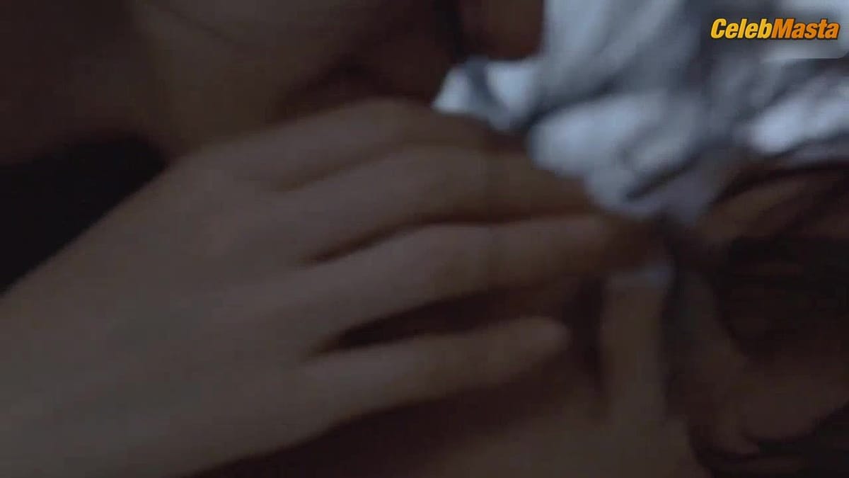 Son Ye-jin's Ass, Tits Scene in April Snow