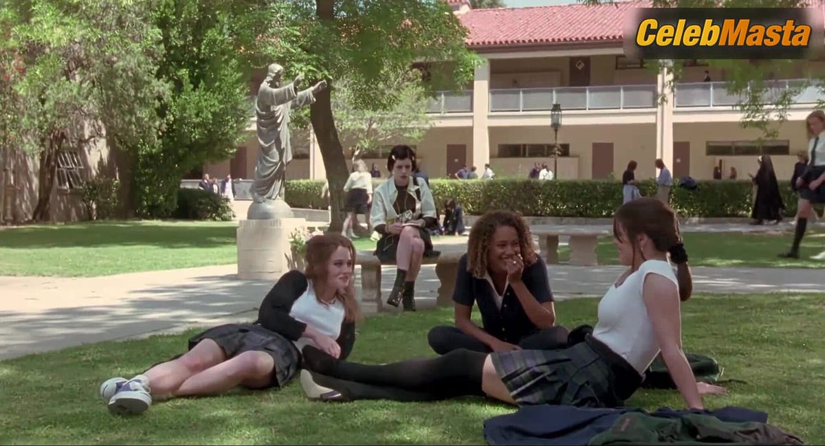 Neve Campbell's Sex Scene from The Craft