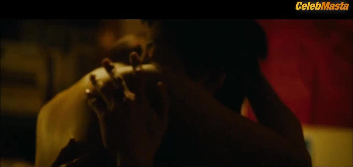 Son Ye-jin Ass, Tits Scene from My Wife Got Married