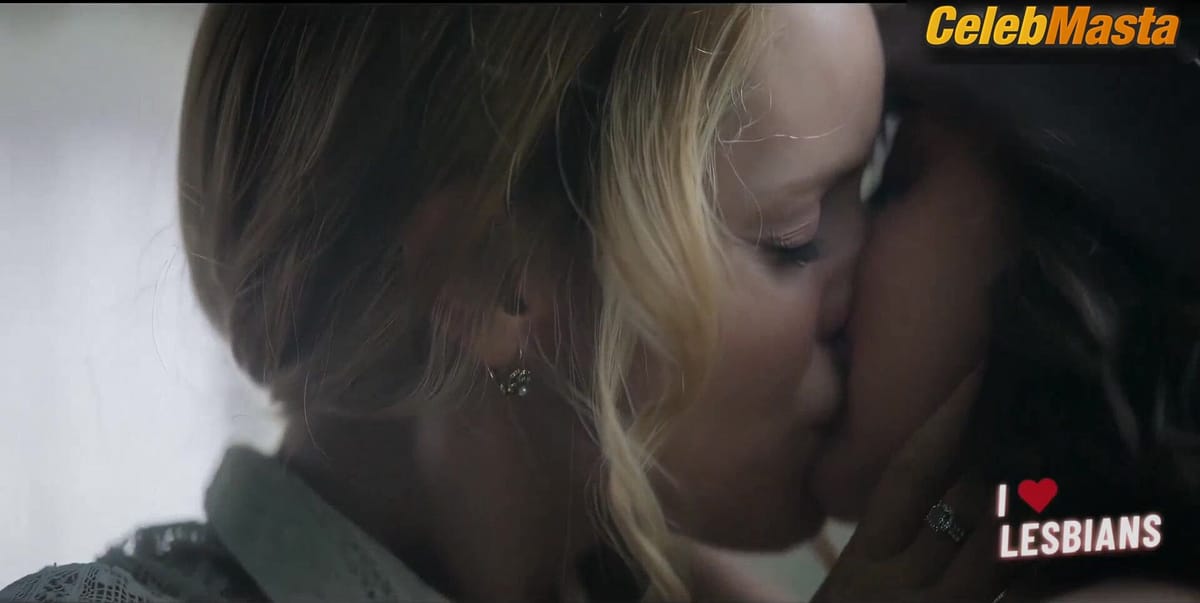 Maria de Nati and Alejandra Onieva's Lesbian, Ass Scene in Las Pelotaris 1926