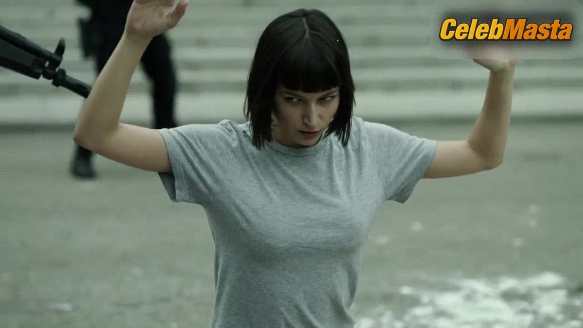 Ursula Corbero Reveals Underwear Scene in Season 2 Episode 2 (April 6, 2018): Episode 2
