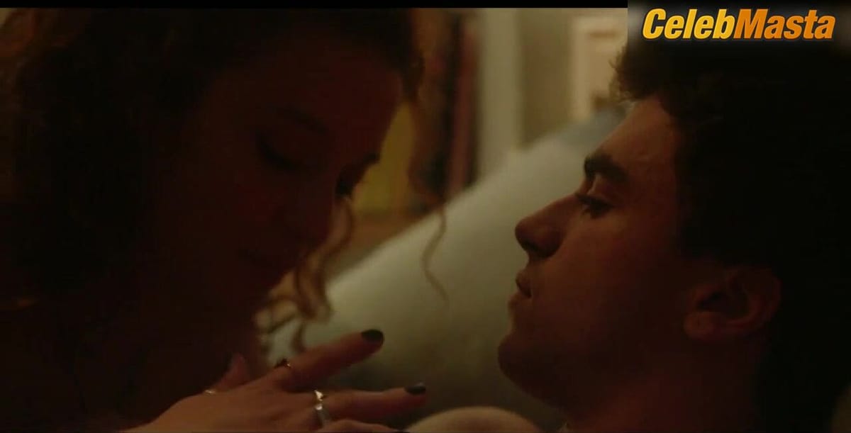 Maria Pedraza's Boobs, Underwear Scene in Elite