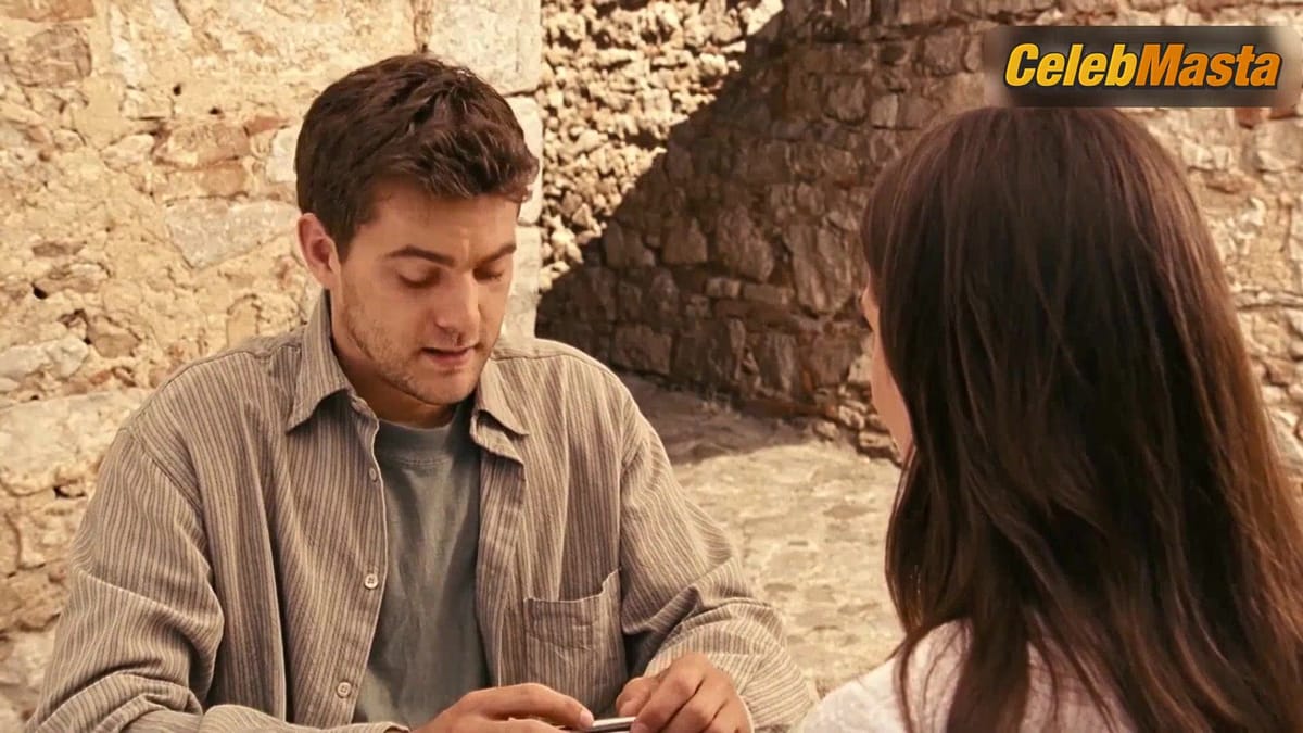 Claire Forlani Shows Sexy Scene in Shadows In The Sun