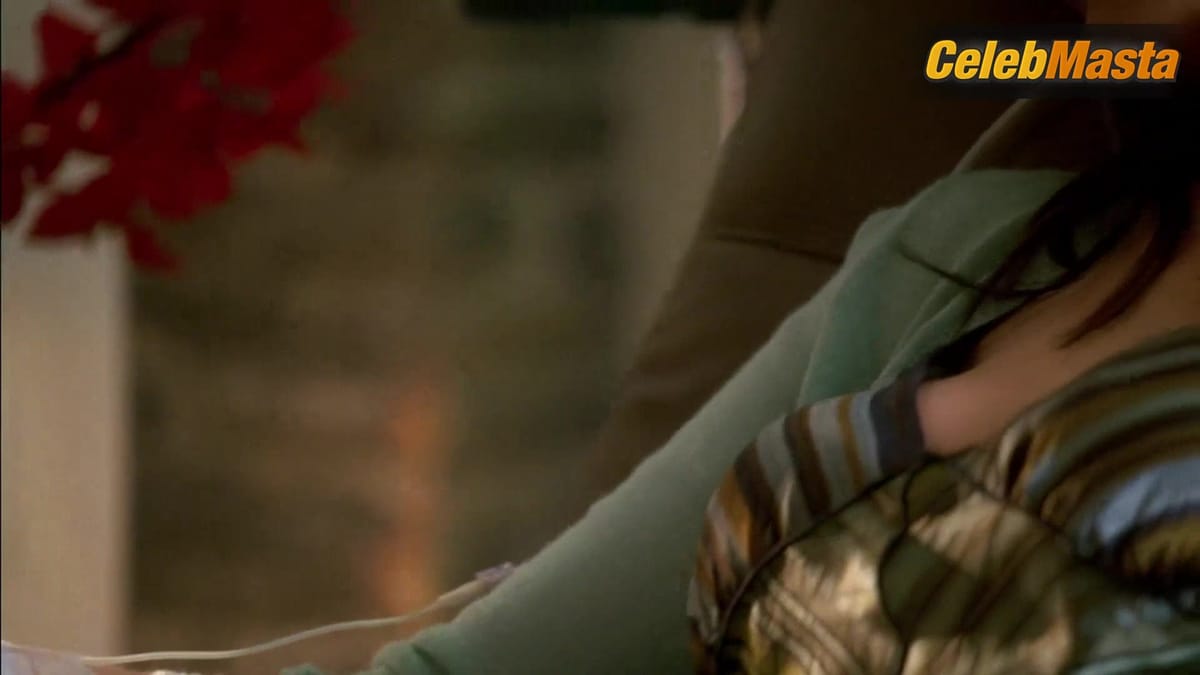 Alana De La Garza's Sexy Scene from Csi Miami