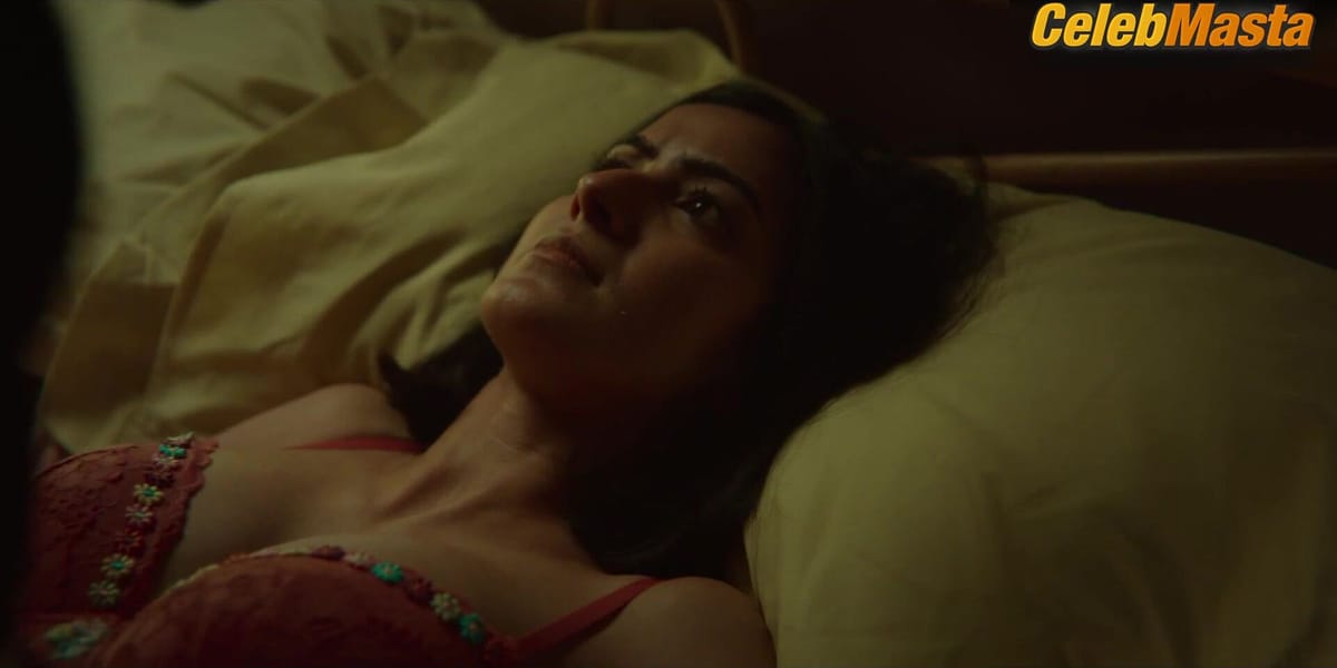 Rakhee Thakrar's Underwear Scene in Sex Education
