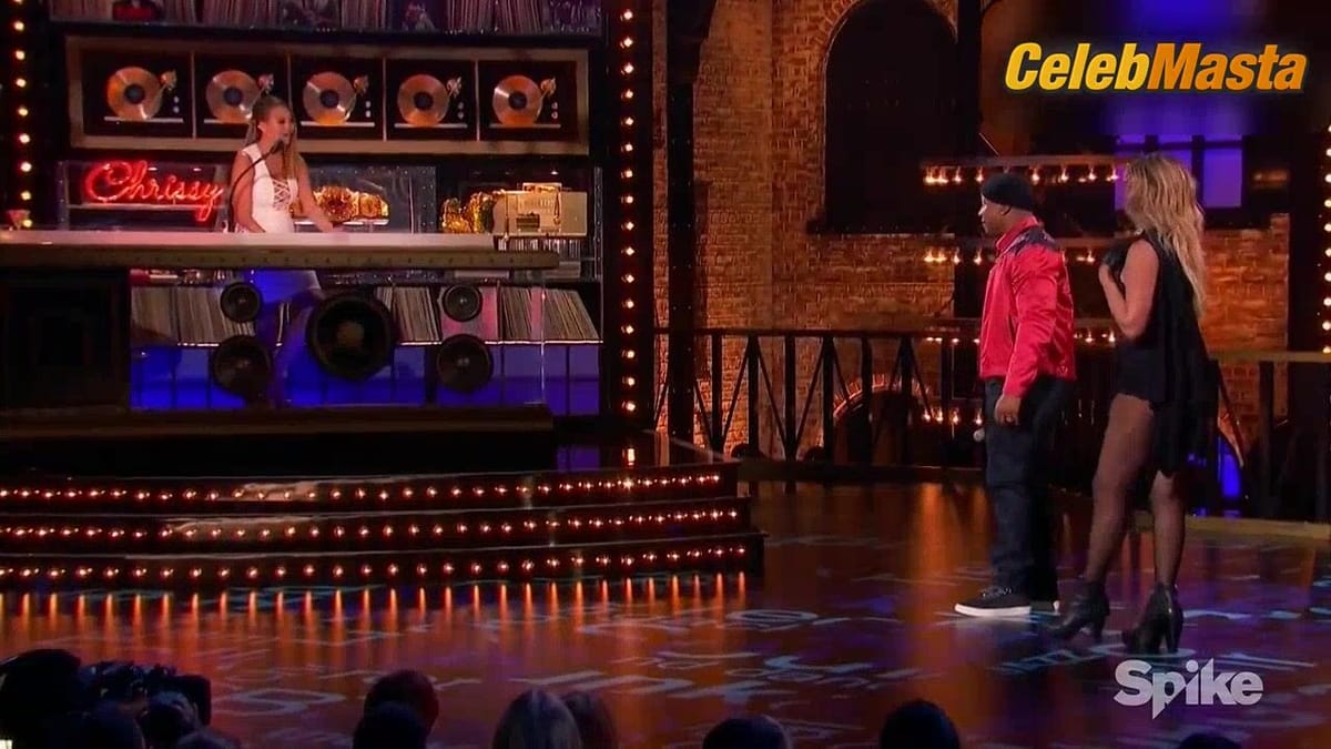 Chrissy Teigen's Sexy Scene in Season 3 Episode 3 (October 26, 2016): Laverne Cox vs. Samira Wiley